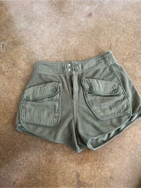 Olive Green Women's Utility Pocket Shorts